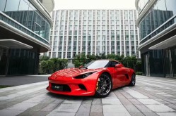 丰田sc430敞篷小跑车SC01历经两年半终上市4月15日亮相售价或不到30万