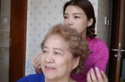娱乐吃瓜酱老奶奶视频,揭秘娱乐圈幕后故事