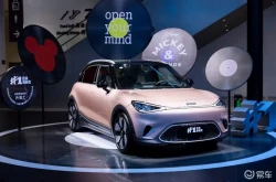 570km续航+奔驰设计smart 1经典款正式上市，奔驰电车smart价格